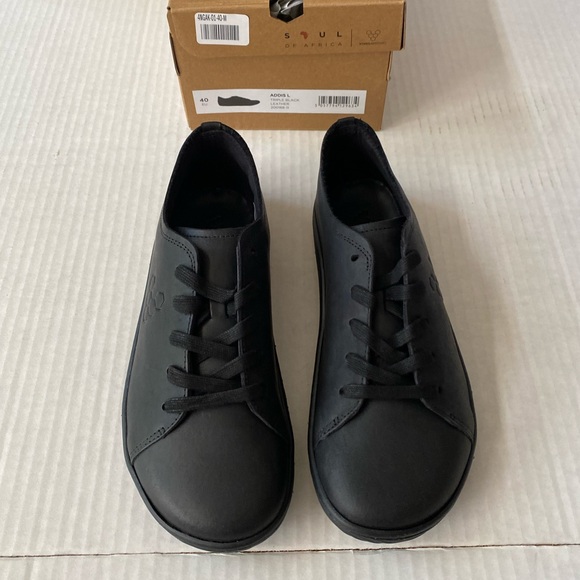 Vivobarefoot Addis Black Leather Size 40 NWT - Picture 2 of 8